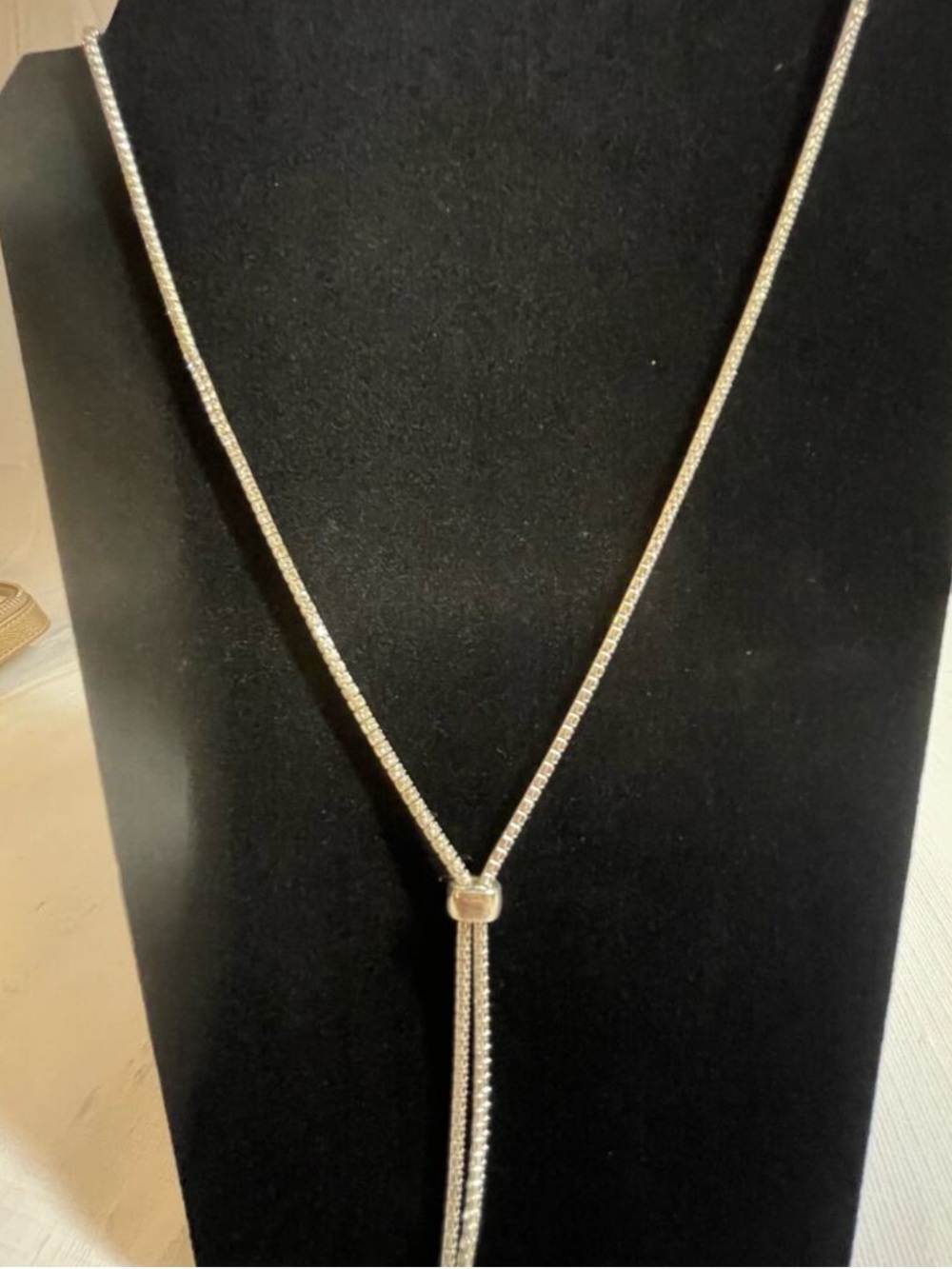 Guess gold-Tone Rhinestone Lariat Necklace